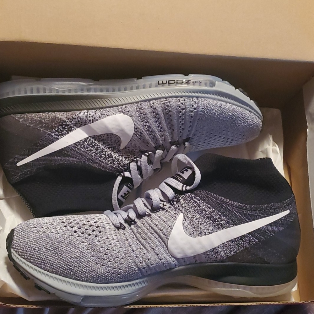 Wmns Nike Zoom All Out Flyknit